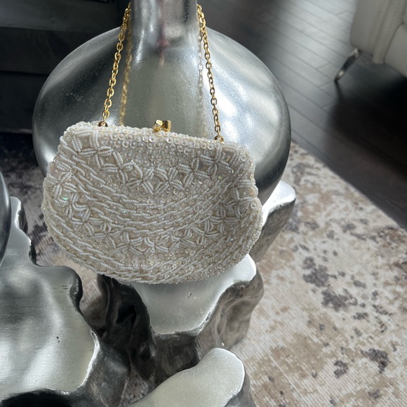 Vintage wedding day fully beaded white evening bag made in ❤️Hong Kong❤️ - Picture 13 of 17